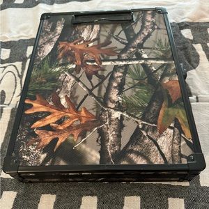 Camo clip board lock box